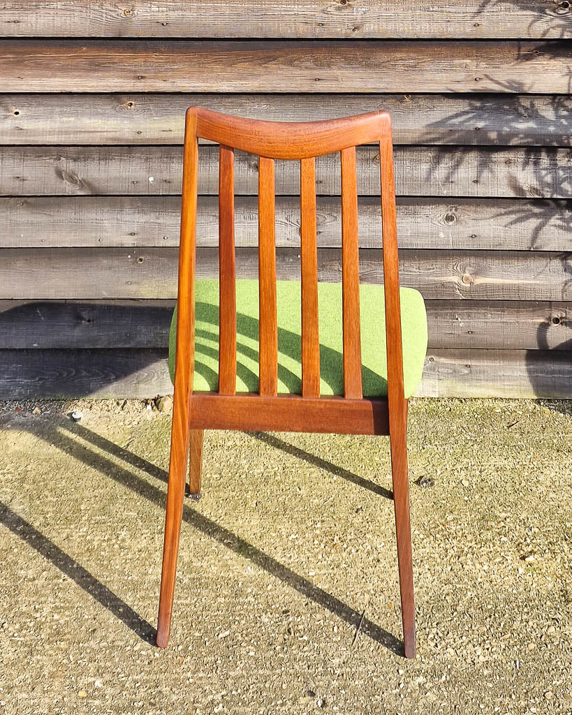 Mid Century Teak Dining Table & Chairs (x 4)