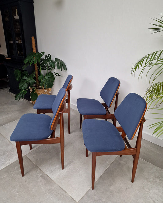 Mid Century Teak Dining Chairs (Set of 4) Elliotts of Newbury