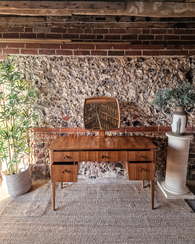 Antique & Vintage Furniture