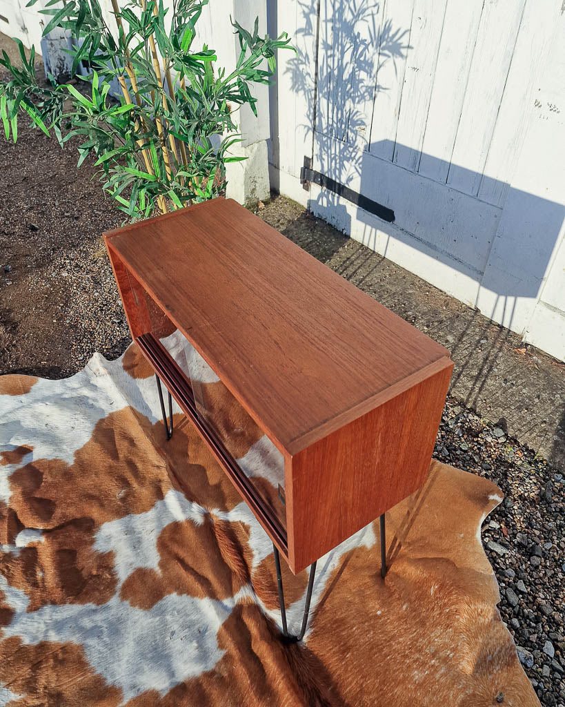 Mid Century Small Cocktail Cabinet / Sideboard (Glass Door)