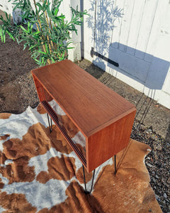 Mid Century Small Cocktail Cabinet / Sideboard (Glass Door)