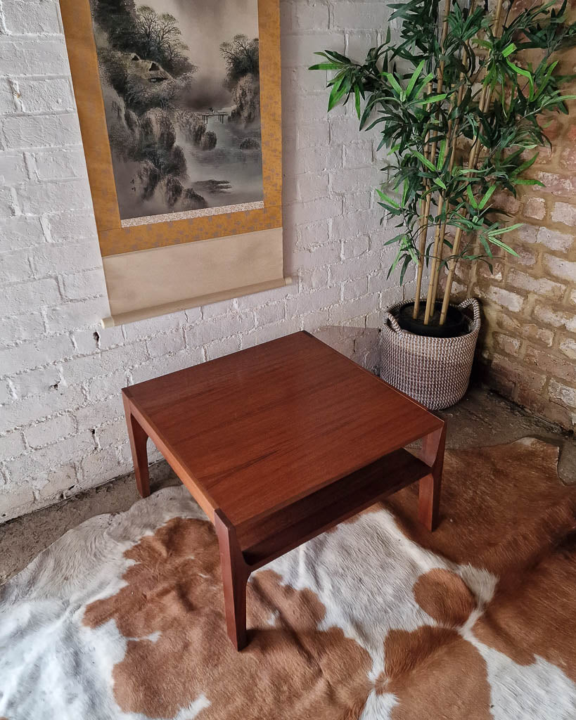 Mid Century Teak Side / End Table