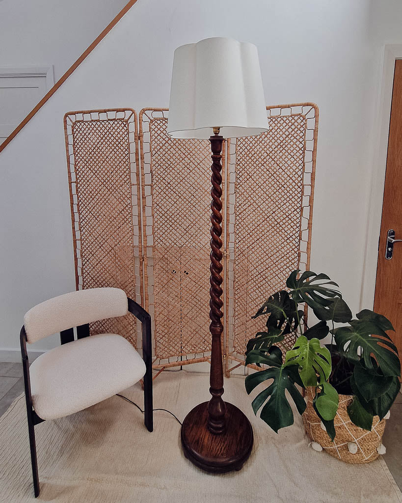 Vintage 1930s Oak Barley Twist Standard Floor Lamp inc. Shade