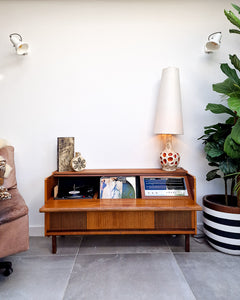 Mid Century Chalkware Table Lamp