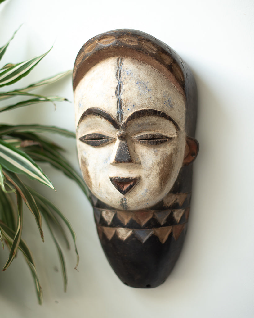 Antique African Wall Mounted Mask