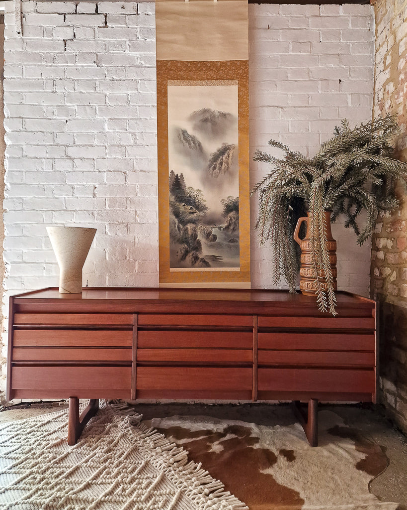 Mid Century Large Teak Sideboard / Chest of Drawers