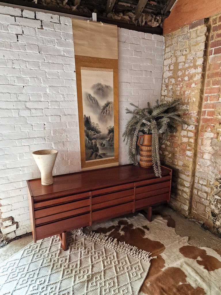 Mid Century Large Teak Sideboard / Chest of Drawers