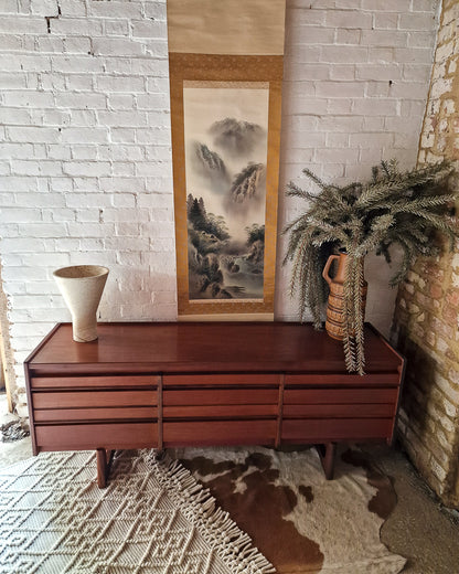 Mid Century Large Teak Sideboard / Chest of Drawers
