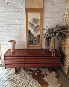 Mid Century Large Teak Sideboard / Chest of Drawers