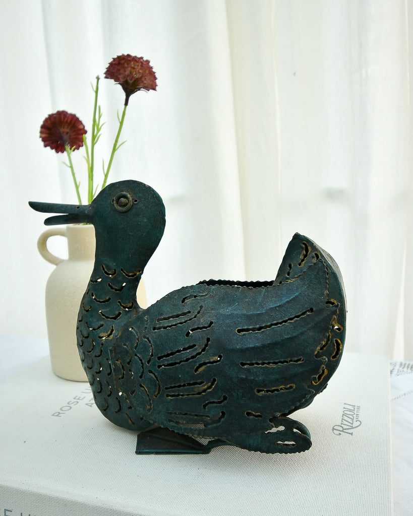 Vintage Duck Metal Rustic Tea Light Holder