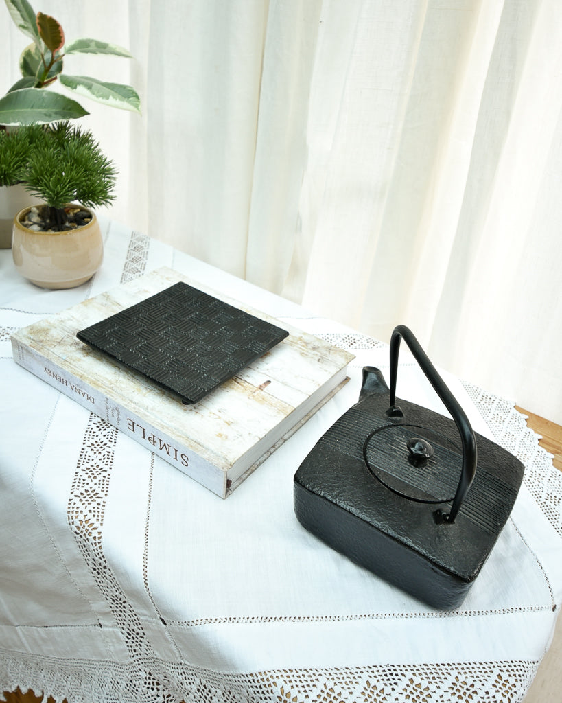 Japanese Square Cast Iron Teapot Bonjour Odori Collection With Trivet