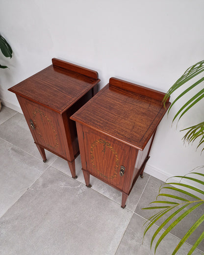 Vintage Edwardian Mahogany Bedside Tables / Cabinets