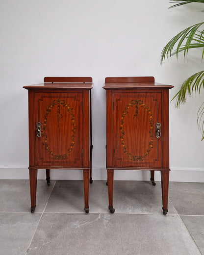 Vintage Edwardian Mahogany Bedside Tables / Cabinets