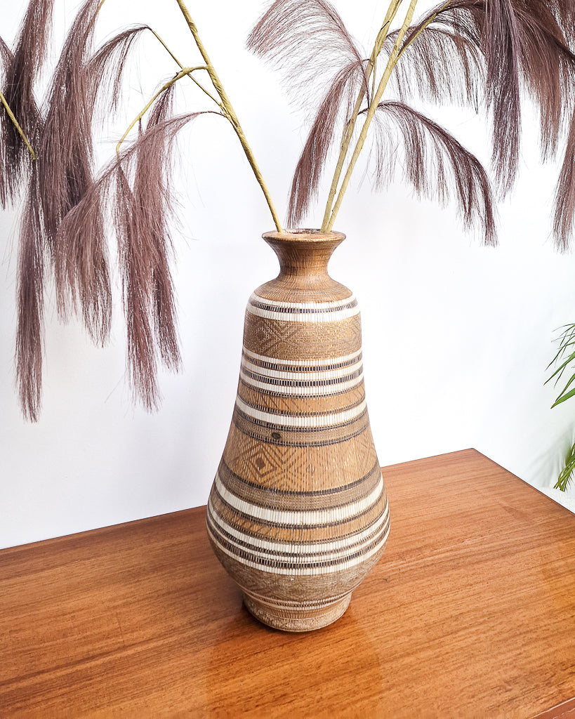 Large Italian ceramic floor vase with textured pattern, vintage mid century statement vase in excellent condition with no chips or cracks