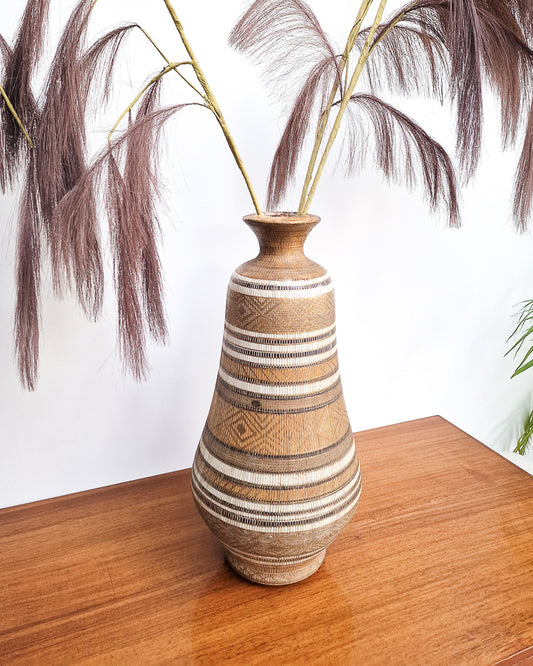 Large Italian ceramic floor vase with textured pattern, vintage mid century statement vase in excellent condition with no chips or cracks