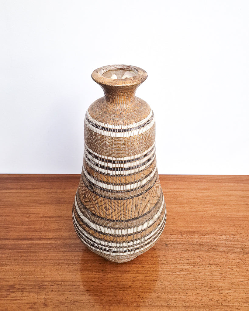 Large Italian ceramic floor vase with textured pattern, vintage mid century statement vase in excellent condition with no chips or cracks