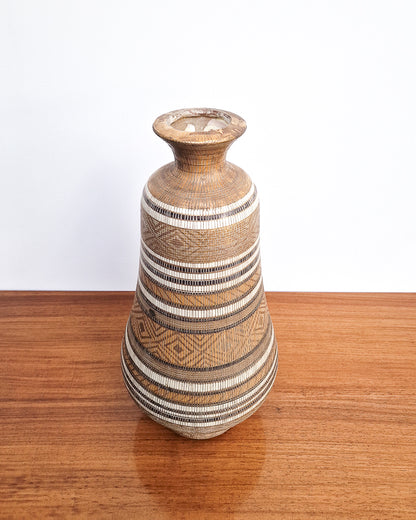 Large Italian ceramic floor vase with textured pattern, vintage mid century statement vase in excellent condition with no chips or cracks