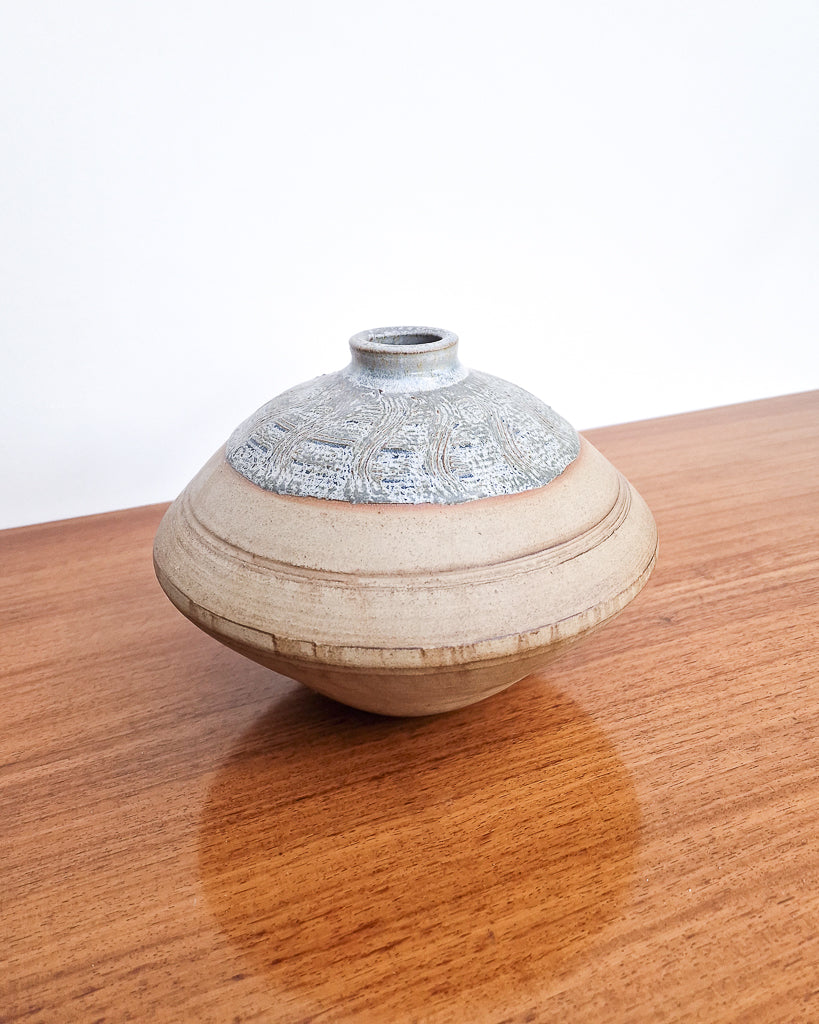 Vintage Burley Pottery studio vase with textured glaze, mid century British stoneware in excellent condition with no chips or cracks