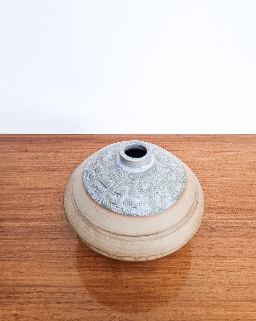 Vintage Burley Pottery studio vase with textured glaze, mid century British stoneware in excellent condition with no chips or cracks