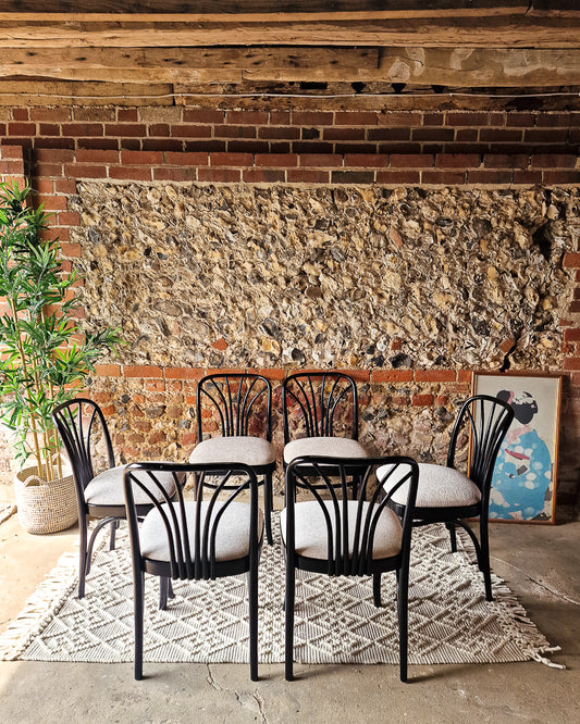Mid Century Rosewood Dining Table & Ebonised Chairs (x 6)