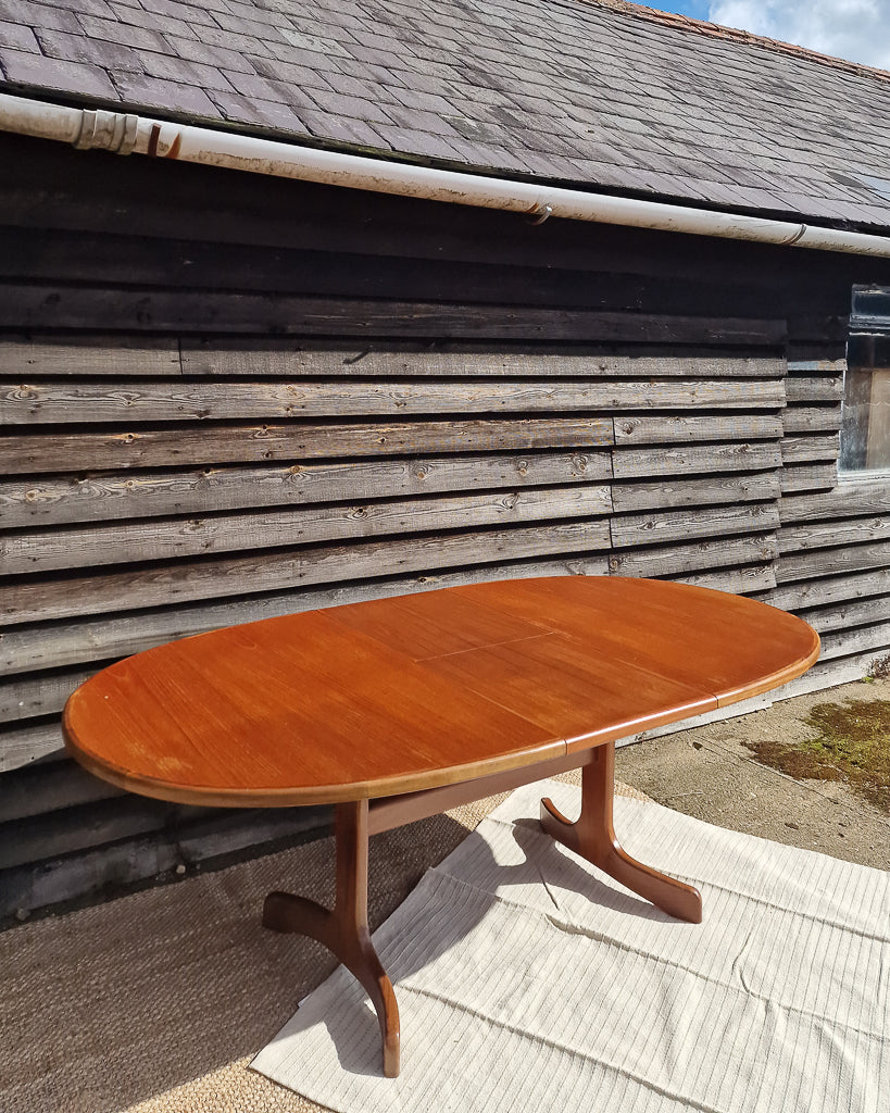 Mid Century Teak Dining Table & Chairs (x 4)