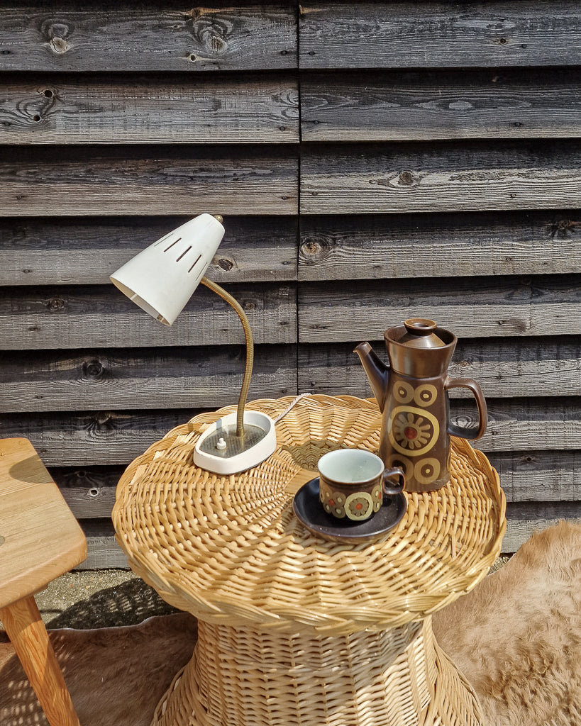 Mid Century Desk Lamp (Cream)