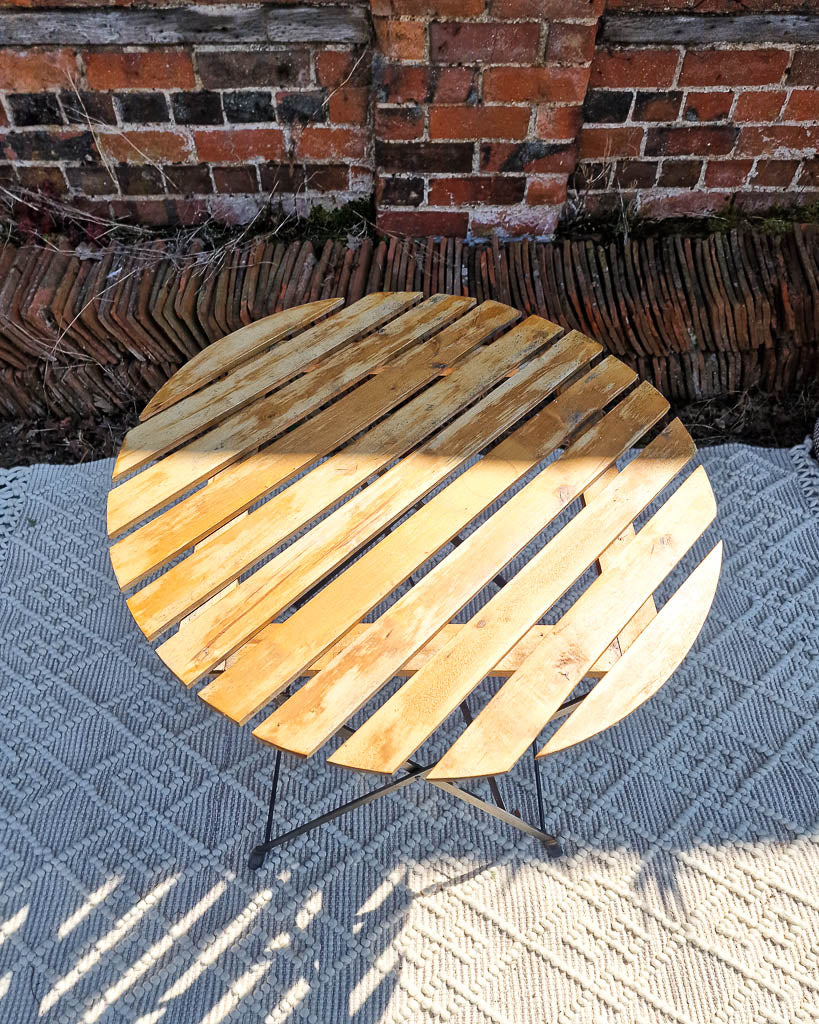 Mid Century Folding Garden Patio Set (table and 4 chairs)