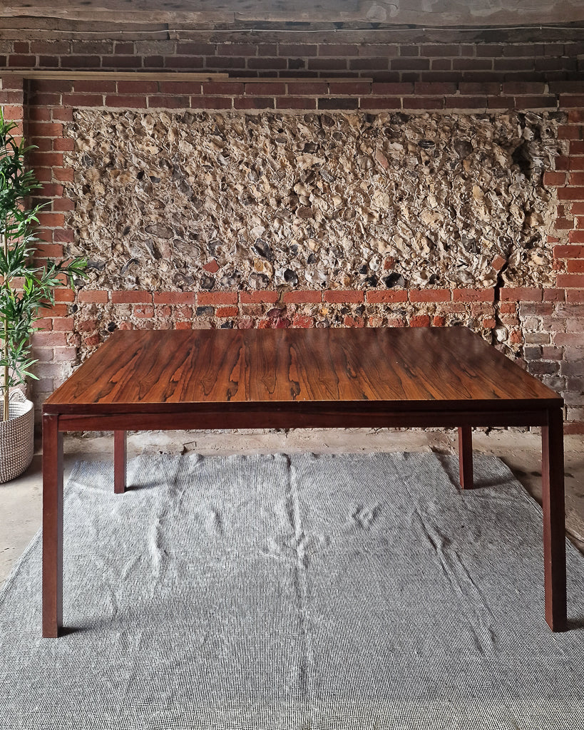 Mid Century Rosewood Dining Table & Ebonised Chairs (x 6)