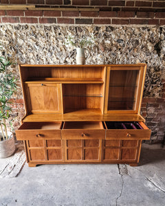 Mid Century Nathan Teak Display / Cocktail 