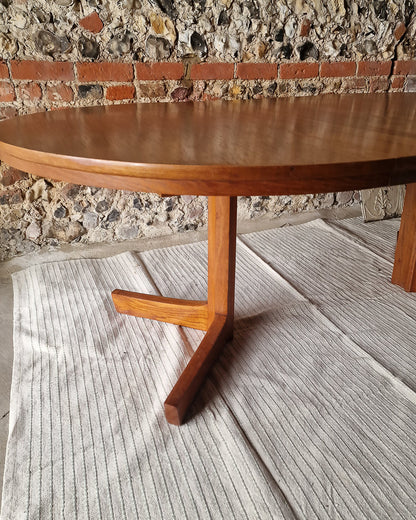 Mid Century Extendable Teak Dining Table (4 to 8 people)