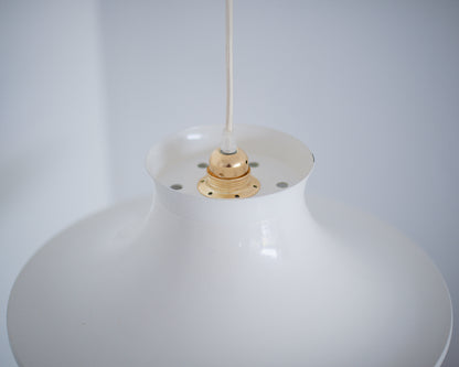 Danish Plug & Hang Pendant Light (Cream)
