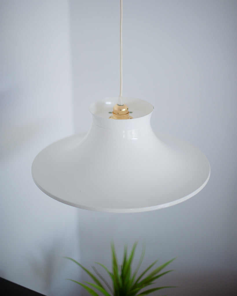 Danish Plug & Hang Pendant Light (Cream)