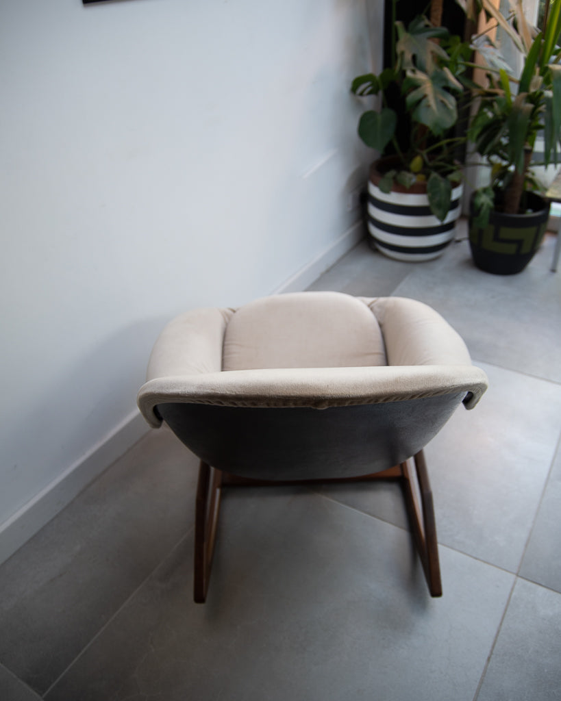 Mid Century Lurashell Telstar Gemini Rocking Chair