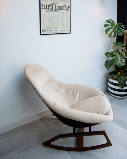 Mid Century Lurashell Telstar Gemini Rocking Chair
