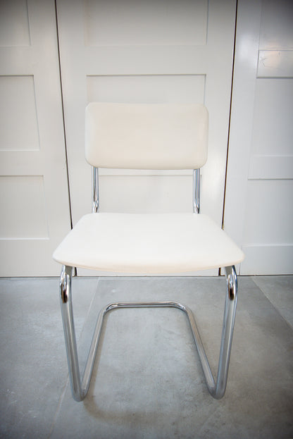 Mid Century Bauhaus Style Cantilever Chairs (White)