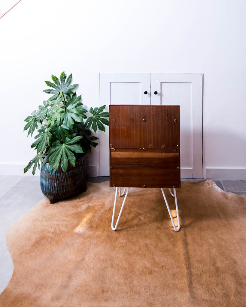Mid Century Teak Bedside Cabinet (Pair)