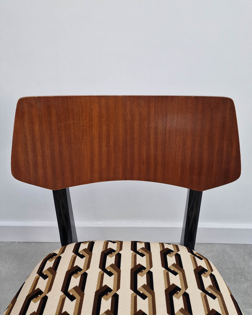 Mid Century Teak Dining Table & Chairs (x 4)