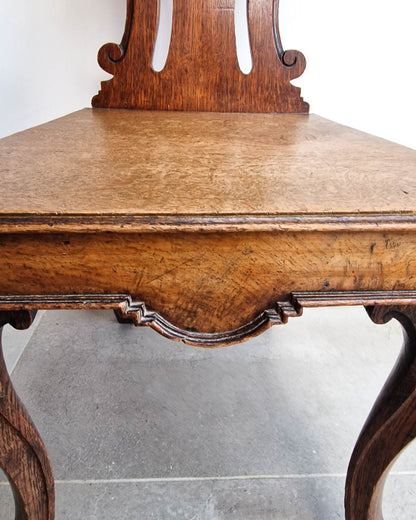Victorian Carved Oak Hall Chair