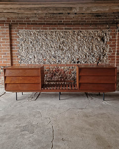 Mid Century Double Chest of Drawers (inc. Luggage Rack