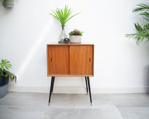 Mid Century LP / Vinyl Record Cabinet (Walnut)