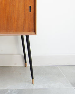 Mid Century LP / Vinyl Record Cabinet (Walnut)