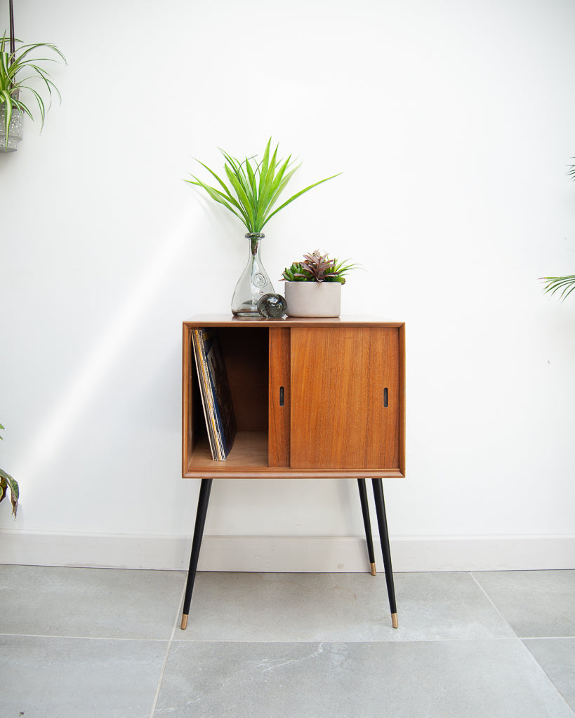 Mid Century LP / Vinyl Record Cabinet (Walnut)