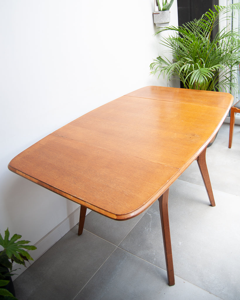 Mid Century Oak Dining Table & Chairs (x 4)
