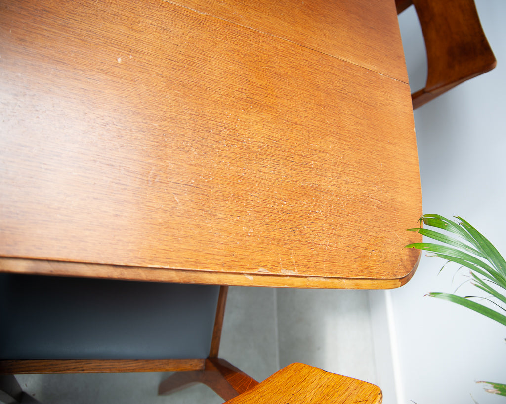 Mid Century Oak Dining Table & Chairs (x 4)