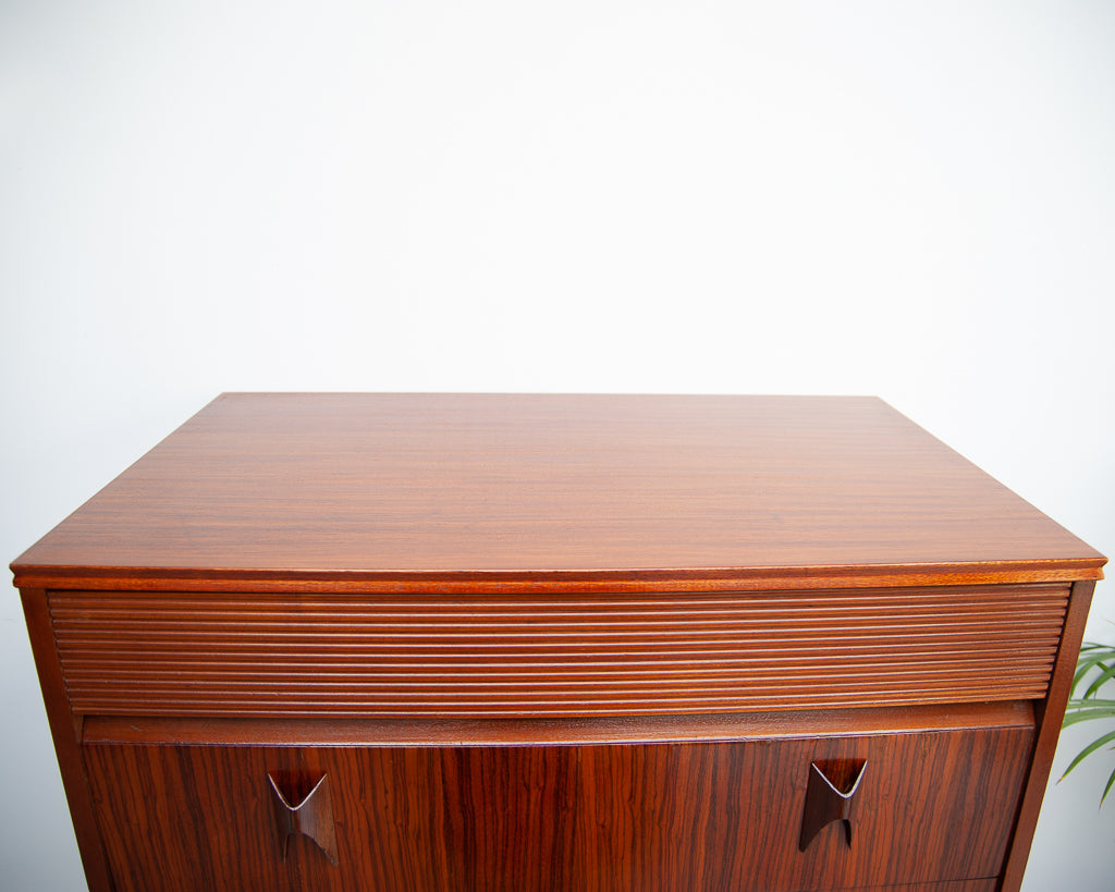 Mid Century Chest of Drawers (EoN)