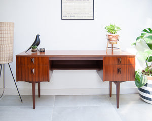 Mid Century Desk / Dressing Table (EoN)