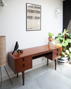 Mid Century Desk / Dressing Table (EoN)