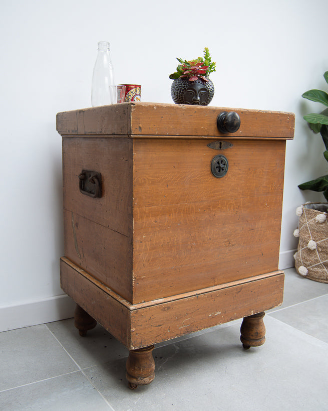 Victorian Campaign Furniture Box Refrigerator Amy & Navy CSL