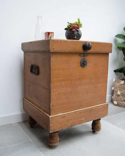 Victorian Campaign Furniture Box Refrigerator Amy & Navy CSL